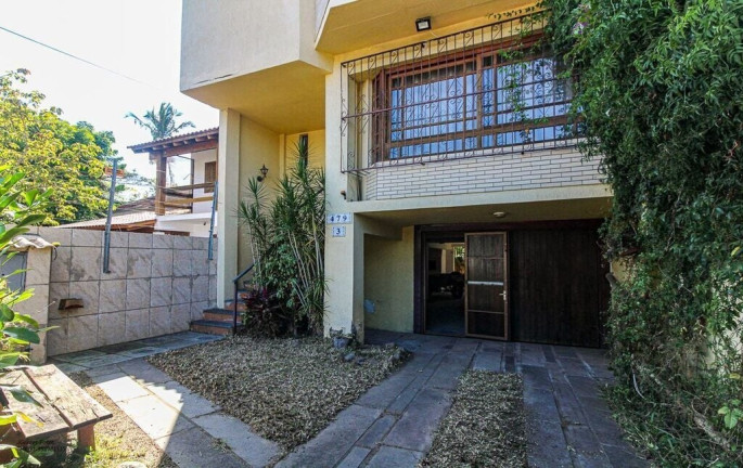 Casa com 3 Quartos à Venda, 220 m² em Ipanema - Porto Alegre