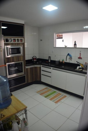 Imagem Casa com 4 Quartos à Venda, 262 m² em Buraquinho - Lauro De Freitas