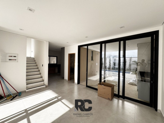 Imagem Sobrado com 4 Quartos à Venda, 230 m² em Mosaico Essence - Mogi Das Cruzes Imagem Sobrado com 4 Quartos à Venda, 230 m² em Mosaico Essence - Mogi Das Cruzes