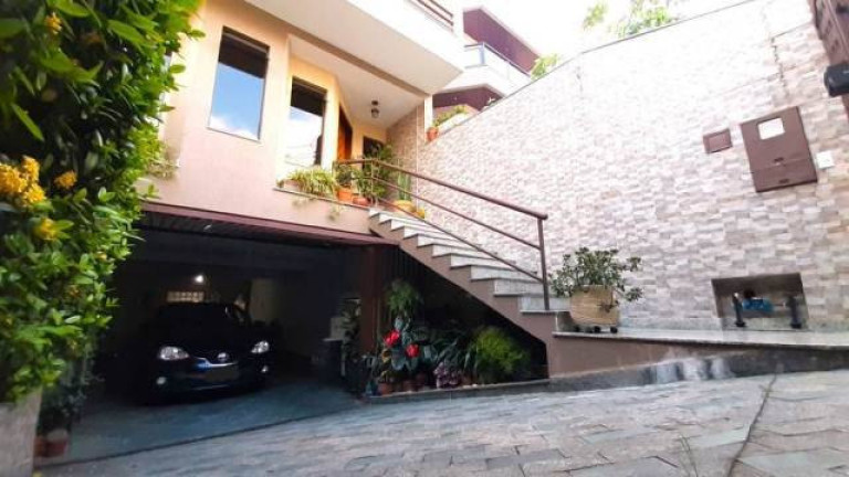 Imagem Sobrado com 3 Quartos à Venda, 239 m² em Campestre - Santo André Imagem Sobrado com 3 Quartos à Venda, 239 m² em Campestre - Santo André