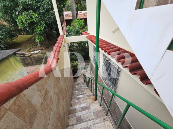 Imagem Casa com 3 Quartos à Venda, 400 m² em Curicica - Rio De Janeiro Imagem Casa com 3 Quartos à Venda, 400 m² em Curicica - Rio De Janeiro
