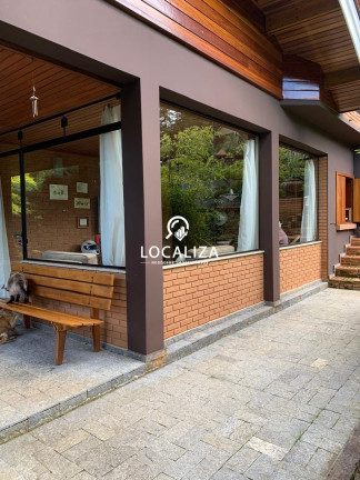 Imagem Casa com 3 Quartos à Venda, 235 m² em Vila Inglesa - Campos Do Jordão Imagem Casa com 3 Quartos à Venda, 235 m² em Vila Inglesa - Campos Do Jordão