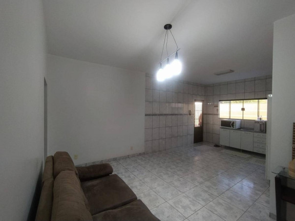Imagem Casa com 3 Quartos à Venda, 200 m² em Tangará Da Serra Imagem Casa com 3 Quartos à Venda, 200 m² em Tangará Da Serra
