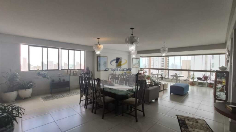 Imagem Apartamento com 4 Quartos à Venda, 215 m² em Jardim Luna - João Pessoa
