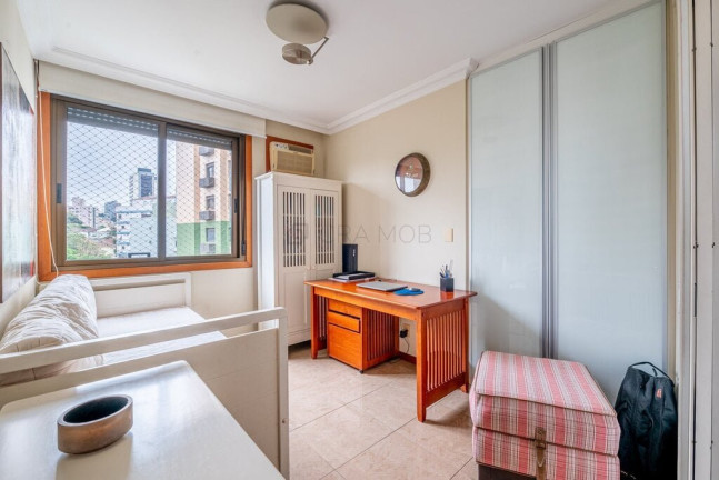 Imagem Apartamento com 3 Quartos à Venda, 117 m² em Petrópolis - Porto Alegre Imagem Apartamento com 3 Quartos à Venda, 117 m² em Petrópolis - Porto Alegre