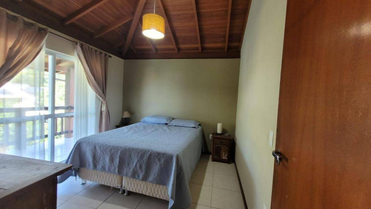 Imagem Casa com 3 Quartos à Venda, em Campeche - Florianópolis Imagem Casa com 3 Quartos à Venda, em Campeche - Florianópolis