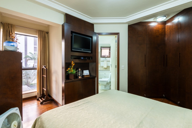 Imagem Apartamento com 3 Quartos à Venda, 120 m² em Moema - São Paulo