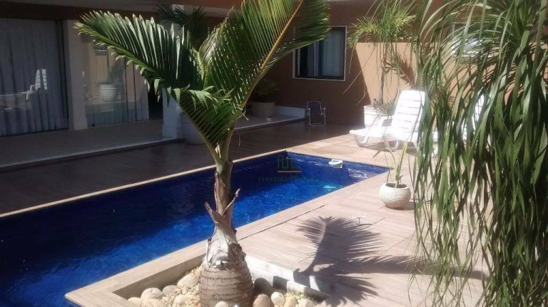 Imagem Casa com 4 Quartos à Venda, 460 m² em Itaipu - Niterói Imagem Casa com 4 Quartos à Venda, 460 m² em Itaipu - Niterói
