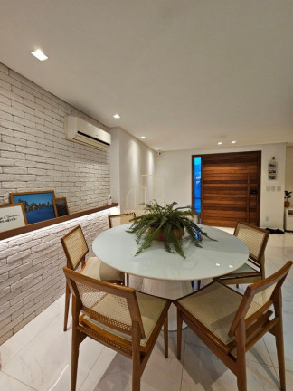 Imagem Imóvel com 3 Quartos à Venda, 110 m² em Vila De Abrantes (abrantes) - Camaçari Imagem Imóvel com 3 Quartos à Venda, 110 m² em Vila De Abrantes (abrantes) - Camaçari