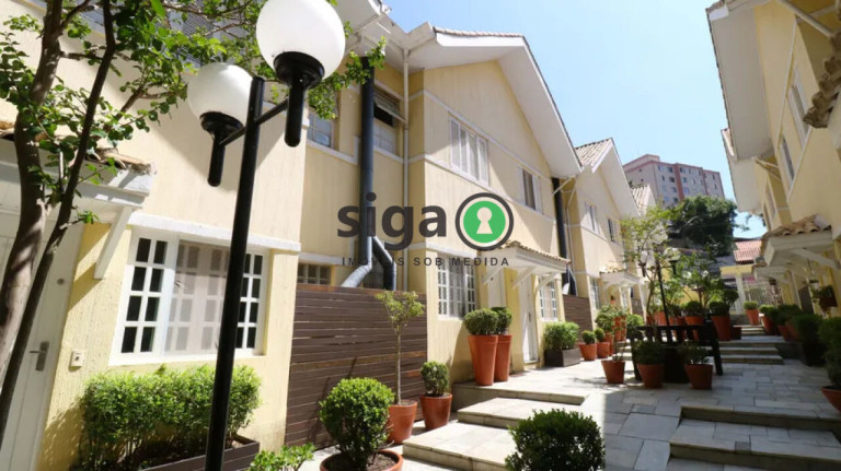 Imagem Casa com 3 Quartos à Venda, 155 m² em Jardim Monte Kemel - São Paulo Imagem Casa com 3 Quartos à Venda, 155 m² em Jardim Monte Kemel - São Paulo