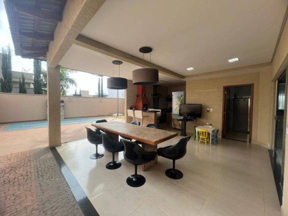Imagem Casa com 4 Quartos à Venda, 283 m² em Jardins Lisboa - Goiânia Imagem Casa com 4 Quartos à Venda, 283 m² em Jardins Lisboa - Goiânia