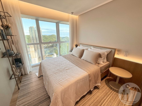 Imagem Apartamento com 4 Quartos à Venda, 196 m² em Centro - Balneário Camboriú