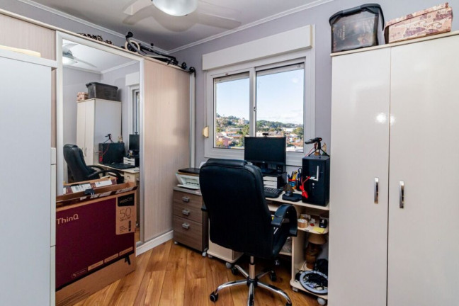 Imagem Imóvel com 2 Quartos à Venda, 55 m² em Cavalhada - Porto Alegre