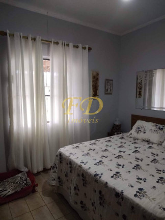 Imagem Chácara com 4 Quartos à Venda, 1.000 m² em Atibaia