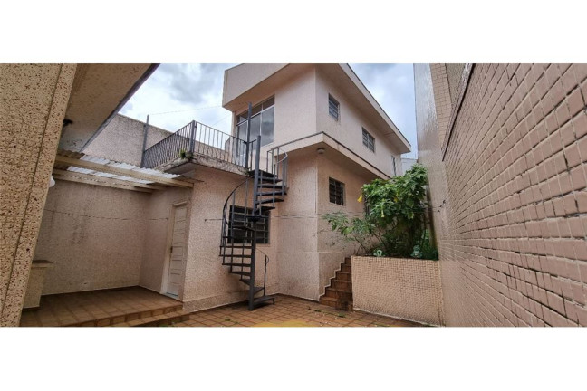 Imagem Casa com 4 Quartos à Venda, em Vila Paiva - São Paulo Imagem Casa com 4 Quartos à Venda, em Vila Paiva - São Paulo