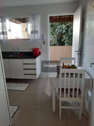 Imagem Casa com 5 Quartos à Venda, 230 m² em Ferradura - Armação Dos Búzios Imagem Casa com 5 Quartos à Venda, 230 m² em Ferradura - Armação Dos Búzios