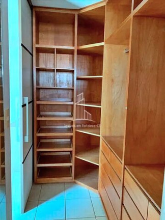 Imagem Casa de Condomínio com 4 Quartos à Venda, 330 m² em Sapiranga (coité) - Fortaleza Imagem Casa de Condomínio com 4 Quartos à Venda, 330 m² em Sapiranga (coité) - Fortaleza