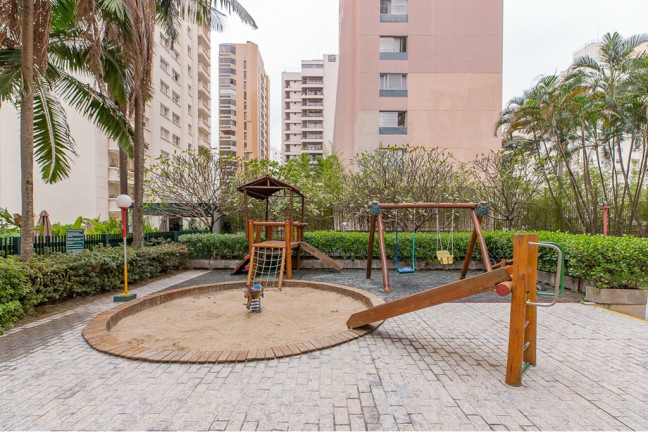 Imagem Apartamento com 4 Quartos à Venda, 146 m² em Moema - São Paulo Imagem Apartamento com 4 Quartos à Venda, 146 m² em Moema - São Paulo