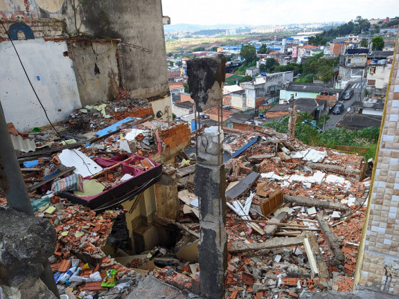 Imagem Terreno à Venda, 445 m² em Centro - Carapicuíba Imagem Terreno à Venda, 445 m² em Centro - Carapicuíba