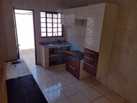 Imagem Casa com 2 Quartos à Venda, 155 m² em São Gabriel - Jardinópolis