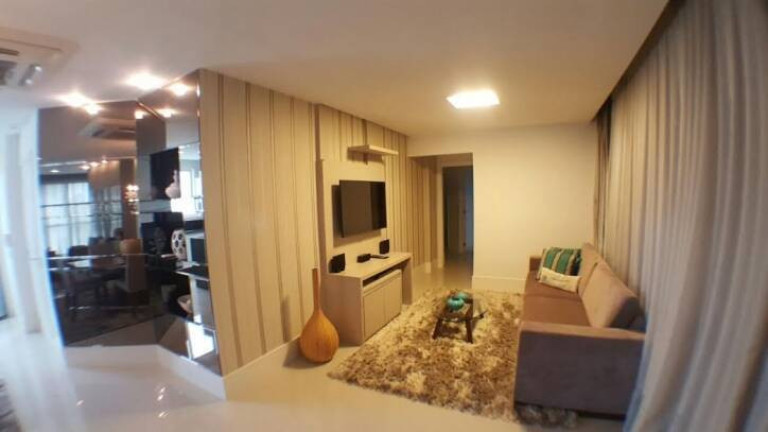 Imagem Apartamento com 3 Quartos à Venda, 137 m² em Centro - Balneário Camboriú Imagem Apartamento com 3 Quartos à Venda, 137 m² em Centro - Balneário Camboriú
