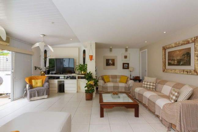 Imagem Imóvel com 5 Quartos à Venda,  em Barra Da Tijuca - Rio De Janeiro