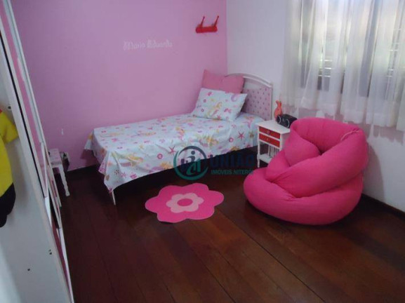 Imagem Casa com 4 Quartos à Venda, 181 m² em São Francisco - Niterói Imagem Casa com 4 Quartos à Venda, 181 m² em São Francisco - Niterói