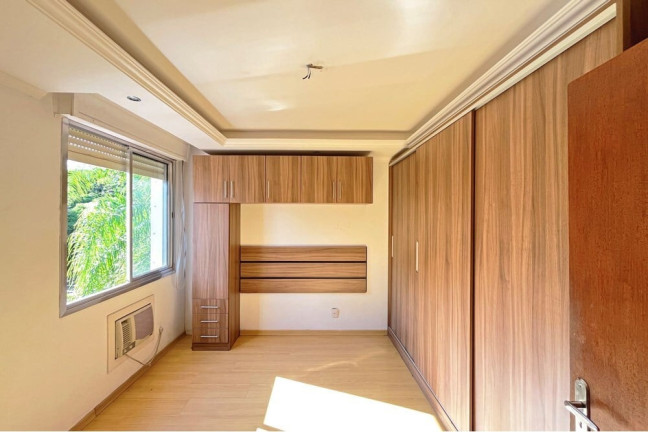 Imagem Imóvel com 3 Quartos à Venda, 60 m² em Santo Antônio - Porto Alegre