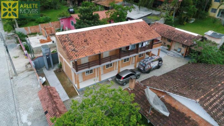 Imagem Imóvel com 11 Quartos à Venda, 410 m² em Centro - Porto Belo Imagem Imóvel com 11 Quartos à Venda, 410 m² em Centro - Porto Belo