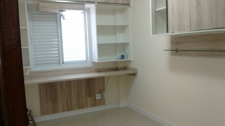 Imagem Apartamento com 3 Quartos para Alugar,  em Centro - Jacareí