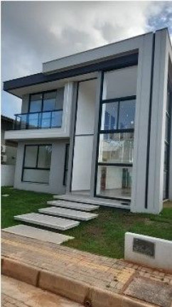 Imagem Casa com 4 Quartos à Venda, 246 m² em Priscilla Dutra - Lauro De Freitas