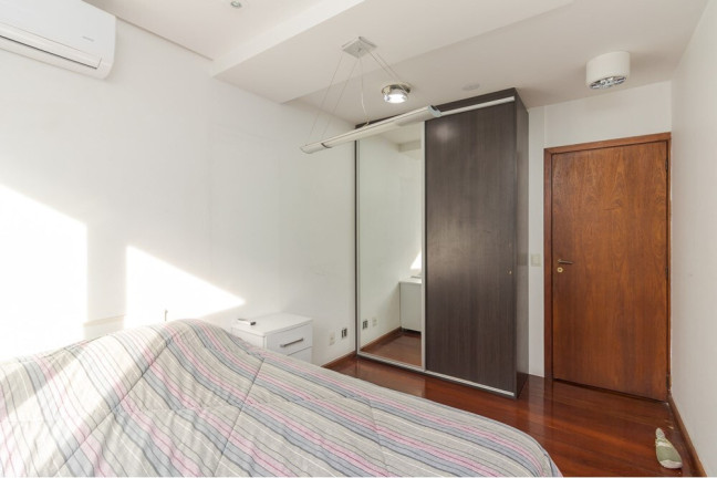 Imagem Casa de Condomínio com 4 Quartos à Venda, 238 m² em Bela Vista - Porto Alegre Imagem Casa de Condomínio com 4 Quartos à Venda, 238 m² em Bela Vista - Porto Alegre