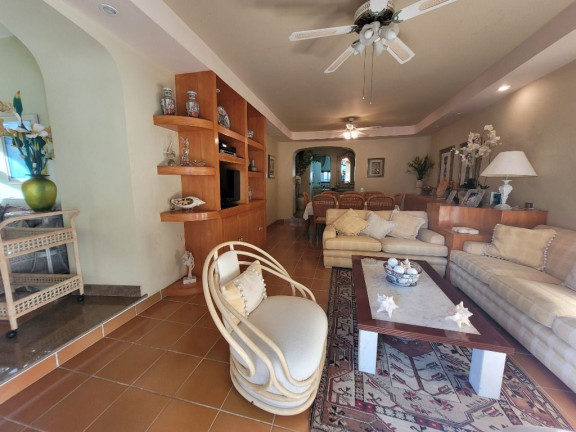 Imagem Apartamento com 3 Quartos à Venda, 139 m² em Pitangueiras - Guarujá
