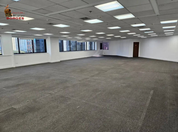 Sala Comercial para Alugar, 290 m² em Vila Olimpia - São Paulo