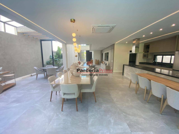 Imagem Casa com 6 Quartos à Venda, 420 m² em Riviera Módulo 11 - Bertioga Imagem Casa com 6 Quartos à Venda, 420 m² em Riviera Módulo 11 - Bertioga