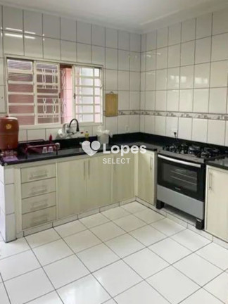 Imagem Casa com 4 Quartos para Alugar, em Jardim García - Campinas Imagem Casa com 4 Quartos para Alugar, em Jardim García - Campinas