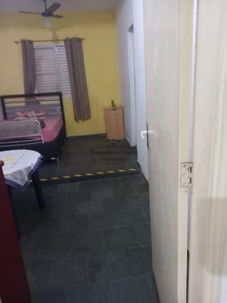 Imagem Casa com 3 Quartos à Venda, 300 m² em São Dimas - Guaratinguetá Imagem Casa com 3 Quartos à Venda, 300 m² em São Dimas - Guaratinguetá