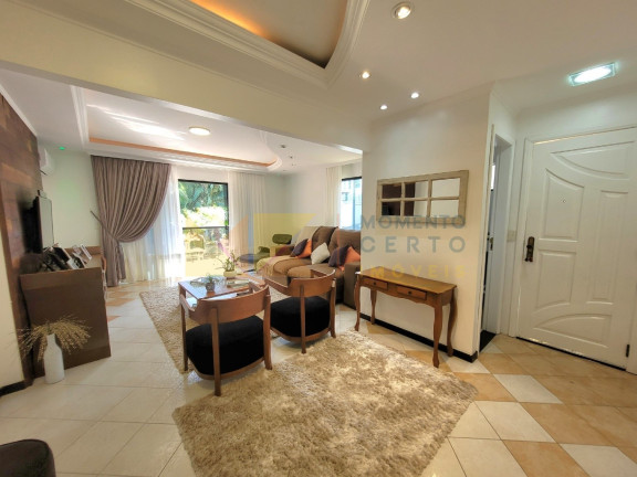 Casa com 3 Quartos para Alugar, 457 m² em Vila Nova - Blumenau