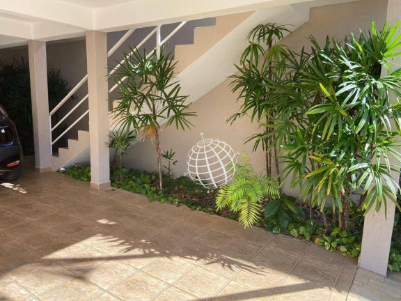Imagem Casa com 3 Quartos à Venda, 490 m² em Condomínio Flamboyant - Atibaia Imagem Casa com 3 Quartos à Venda, 490 m² em Condomínio Flamboyant - Atibaia