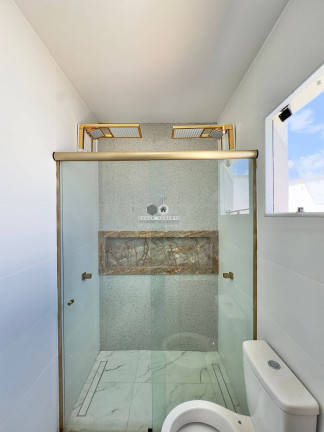Imagem Casa com 3 Quartos à Venda, 84 m²