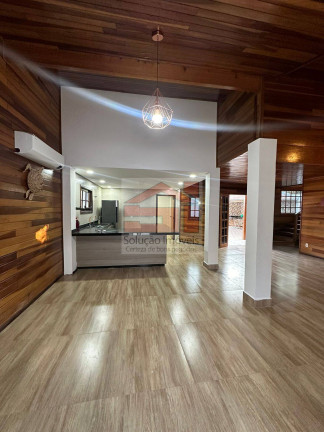 Imagem Casa com 2 Quartos para Alugar, 350 m² em Caçapava