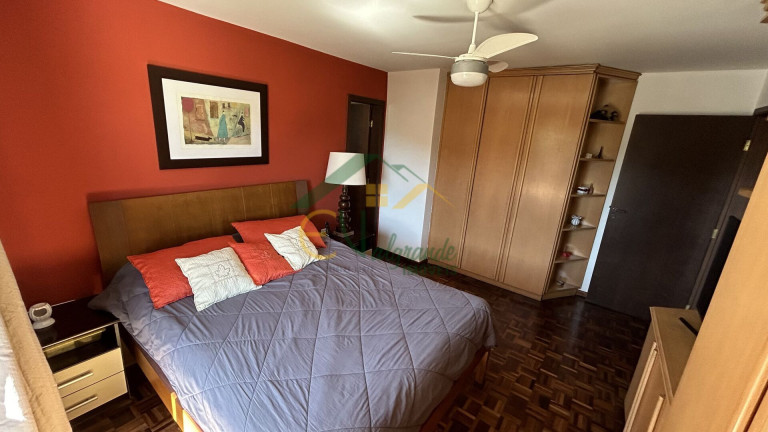 Imagem Sobrado com 4 Quartos à Venda, 275 m² em Tingui - Curitiba Imagem Sobrado com 4 Quartos à Venda, 275 m² em Tingui - Curitiba