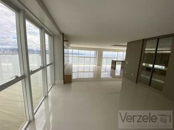 Imagem Apartamento com 4 Quartos à Venda, 237 m² em Barra Sul - Balneário Camboriú Imagem Apartamento com 4 Quartos à Venda, 237 m² em Barra Sul - Balneário Camboriú