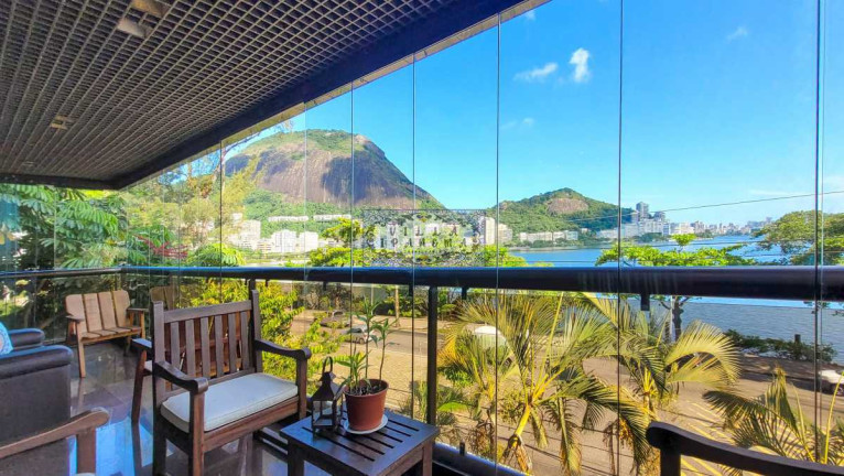 Imagem Apartamento com 4 Quartos à Venda, 230 m² em Lagoa - Rio De Janeiro