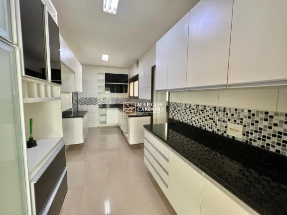 Imagem Imóvel com 4 Quartos à Venda, 155 m² em Batista Campos - Belém