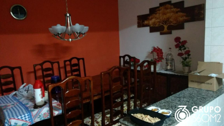 Imagem Casa com 2 Quartos à Venda, 165 m² em Vila Aquilino - Santo André Imagem Casa com 2 Quartos à Venda, 165 m² em Vila Aquilino - Santo André