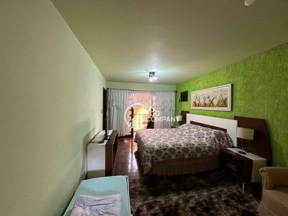 Imagem Casa com 7 Quartos à Venda, 450 m² em Boa Vista - Ponta Grossa Imagem Casa com 7 Quartos à Venda, 450 m² em Boa Vista - Ponta Grossa