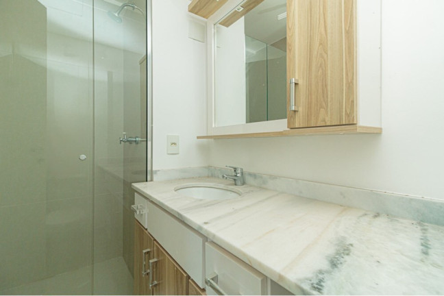 Imagem Apartamento com 2 Quartos à Venda, 70 m² em Jardim Botânico - Porto Alegre