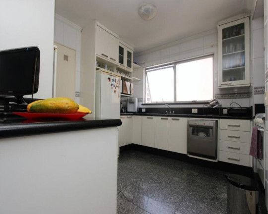 Imagem Apartamento com 4 Quartos à Venda, 225 m² em Itaim Bibi - São Paulo