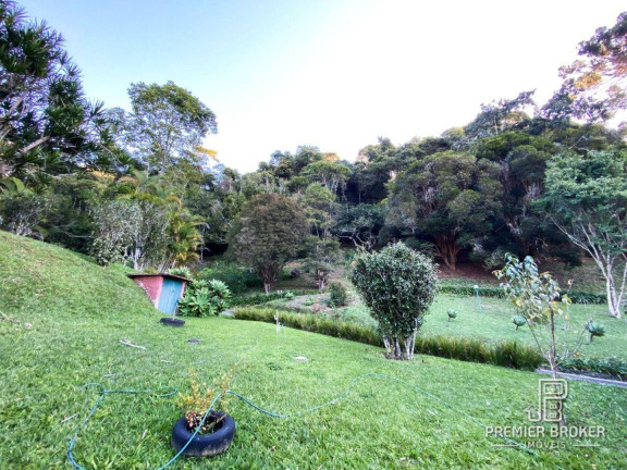 Imagem Casa com 4 Quartos à Venda, 133 m² em Golfe - Teresópolis